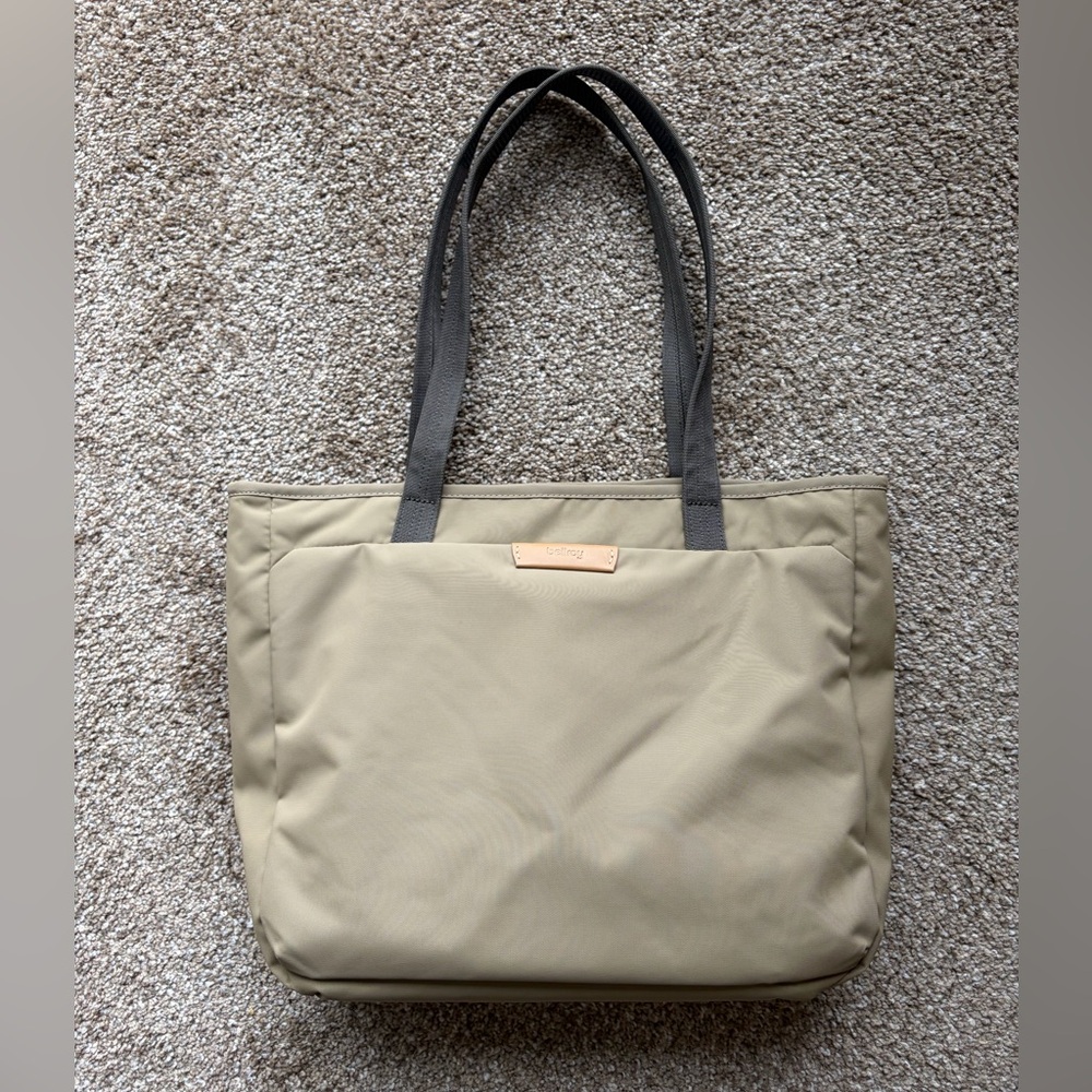 Bellroy Tokyo Tote - Compact 12L, Khaki